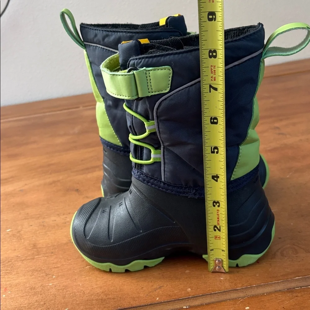 Keen Lumi Kids' Black and Lime Lined Snow Boots Size 10